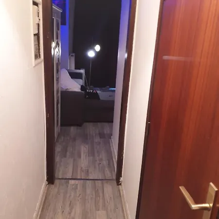 уютная студия на La Muette パリ
